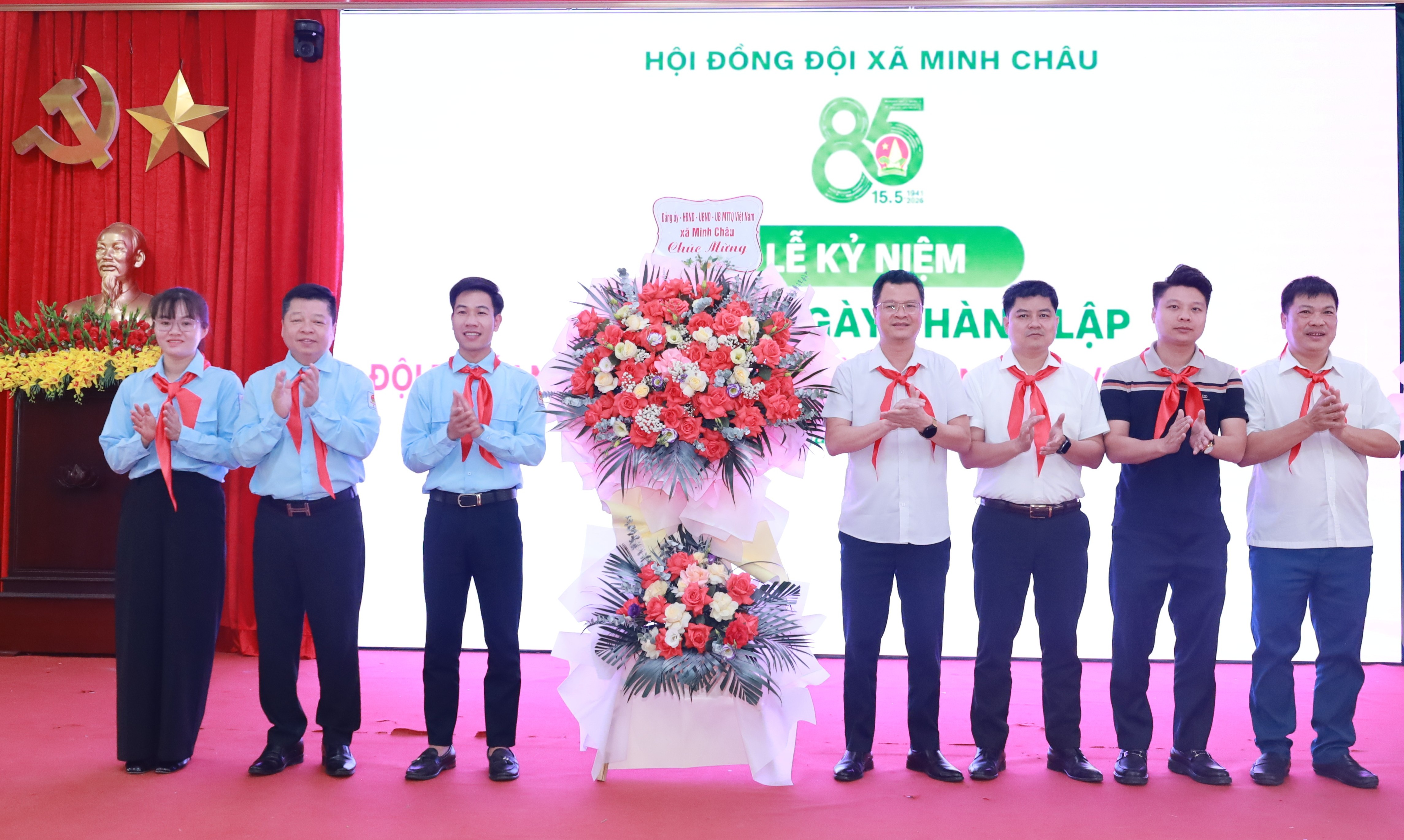 Thiếu nhi xã Minh Châu tự hào tiếp bước truyền thống Đội, lan tỏa tinh thần sáng tạo và chuyển đổi số