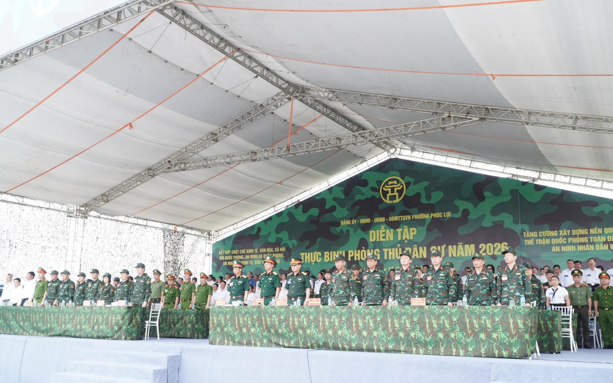Phường Phúc Lợi hoàn thành diễn tập tác chiến khu vực phòng thủ năm 2026 an toàn, sát thực tế