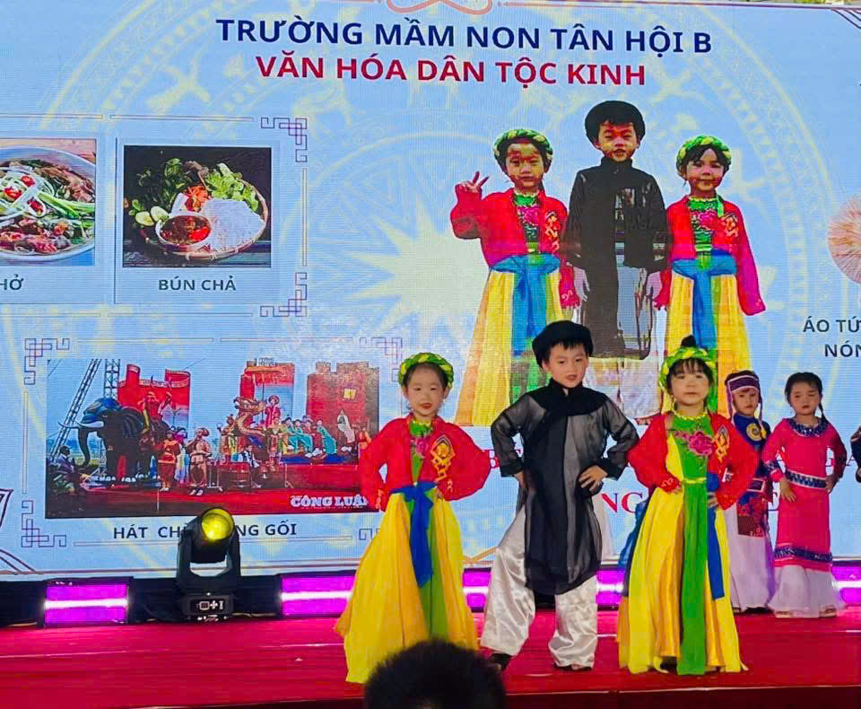 Trường Mầm non Tân Hội B (xã Ô Diên) lan tỏa sắc màu văn hóa dân tộc qua ngày hội giao lưu ý nghĩa