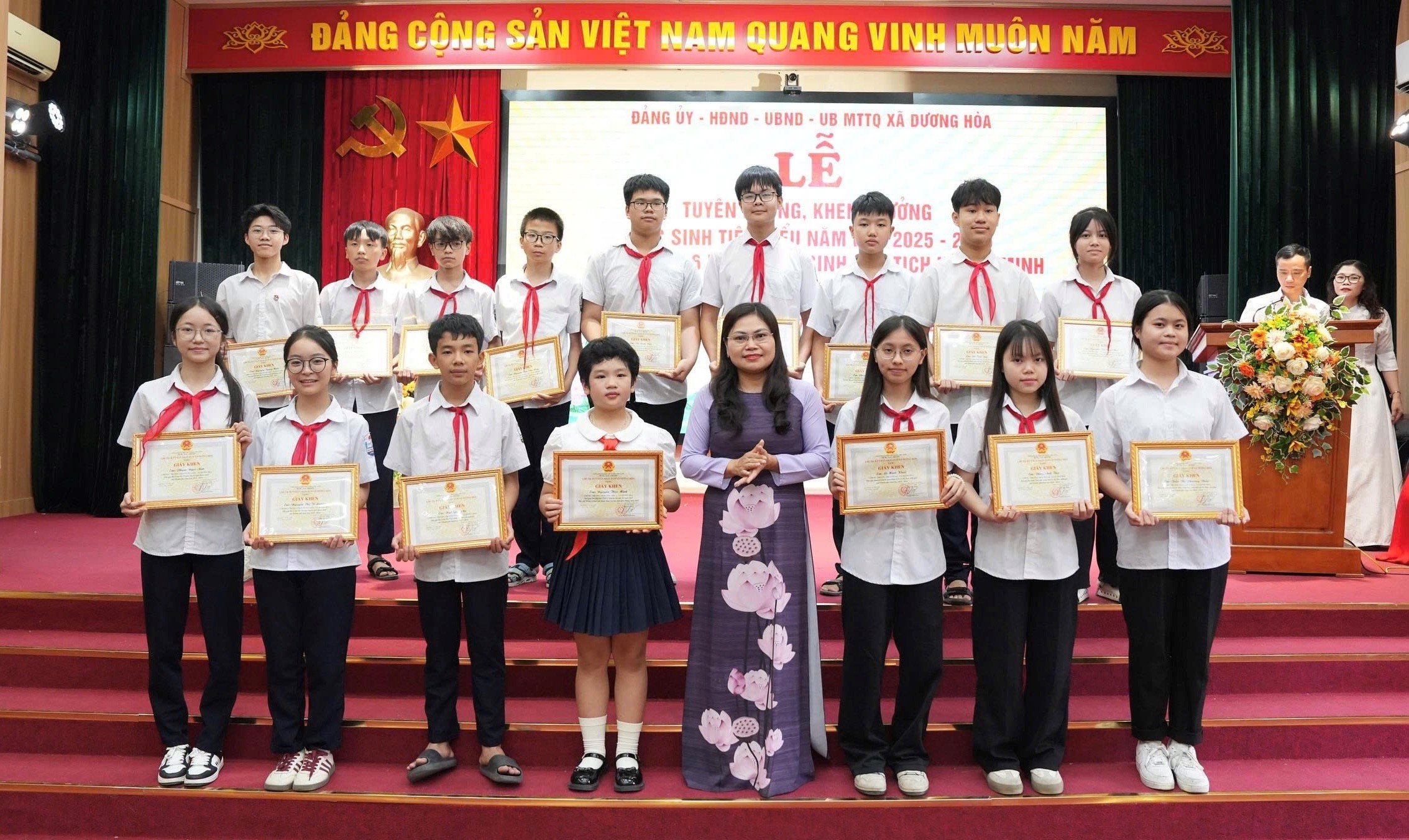 Xã Dương Hòa tuyên dương 79 học sinh tiêu biểu, lan tỏa phong trào thi đua “Dạy tốt - Học tốt”