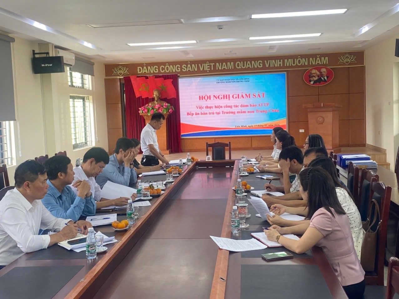 Xã Liên Minh tăng cường giám sát an toàn thực phẩm tại bếp ăn trường học bán trú