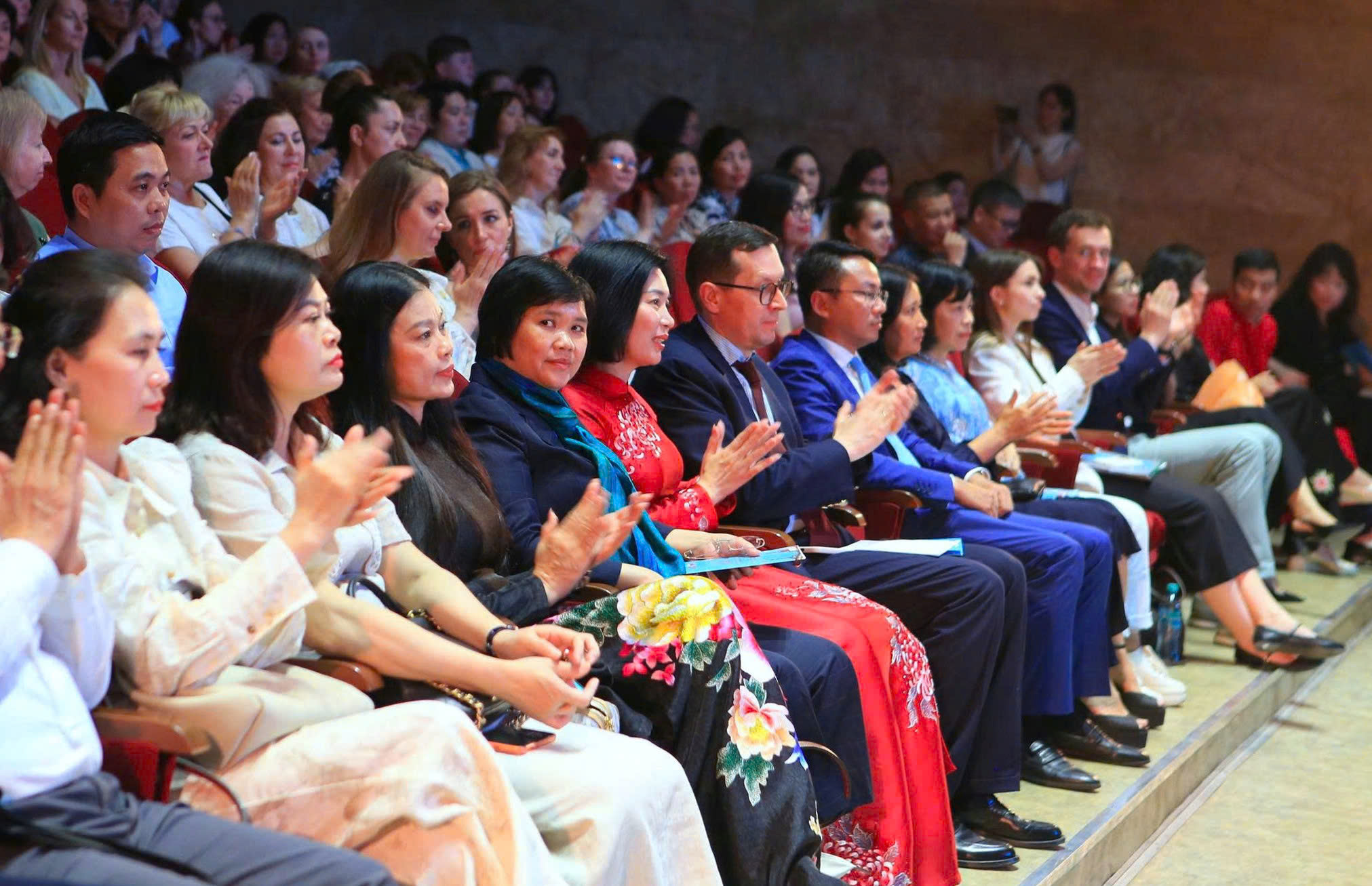 Hà Nội lan tỏa dấu ấn văn hiến tại Mátxcơva, làm sâu sắc quan hệ hữu nghị Việt Nam - Liên bang Nga