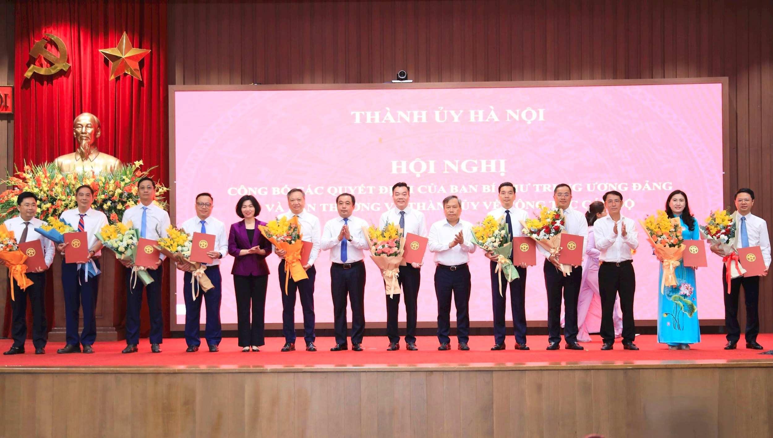 Khẩn trương bắt tay vào công việc mới, nhiệm vụ mới