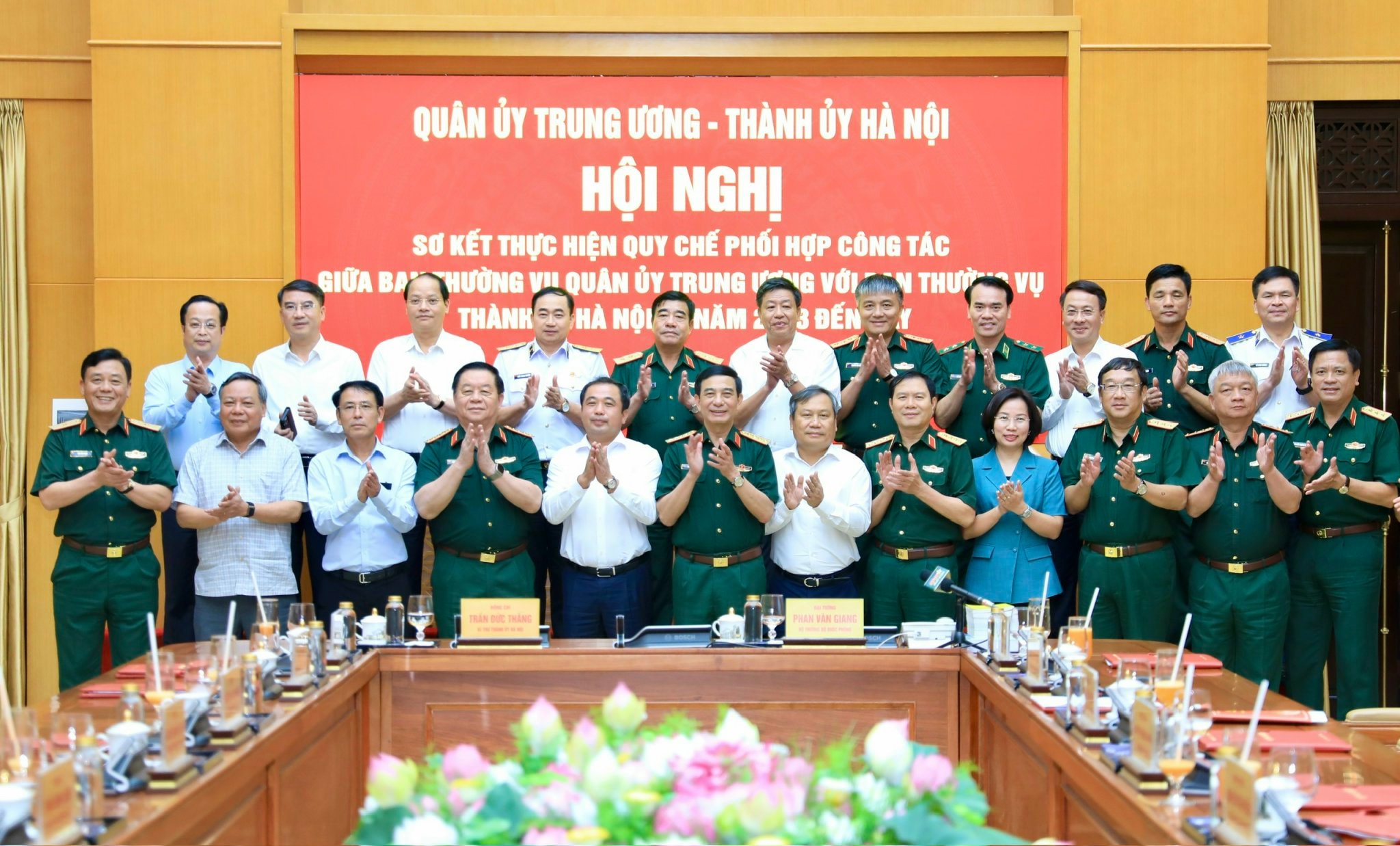 Thực hiện tốt nhiệm vụ phát triển kinh tế - xã hội gắn với củng cố quốc phòng, an ninh 