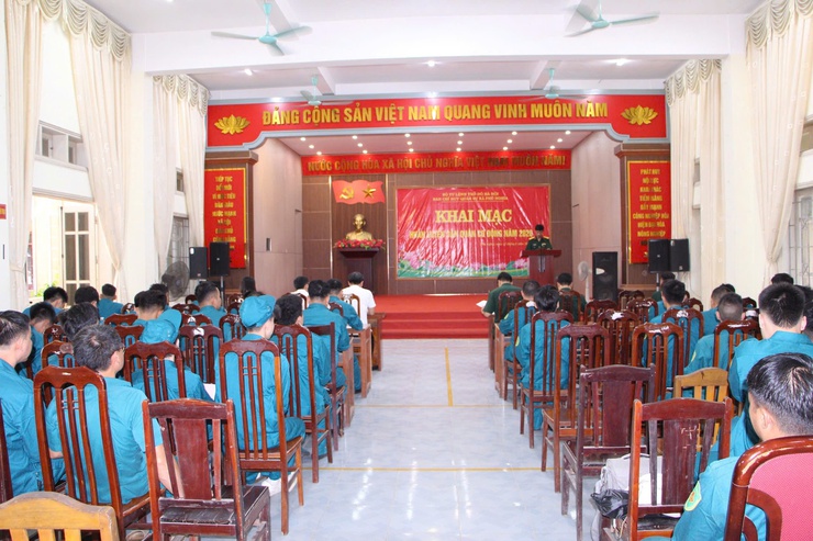 Xã Phú Nghĩa nâng cao chất lượng huấn luyện dân quân cơ động, củng cố thế trận quốc phòng toàn dân