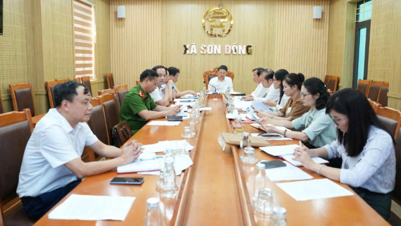 Đảng ủy xã Sơn Đồng cho ý kiến hoàn thiện phương án sắp xếp thôn, tổ dân phố theo hướng tinh gọn, hiệu quả