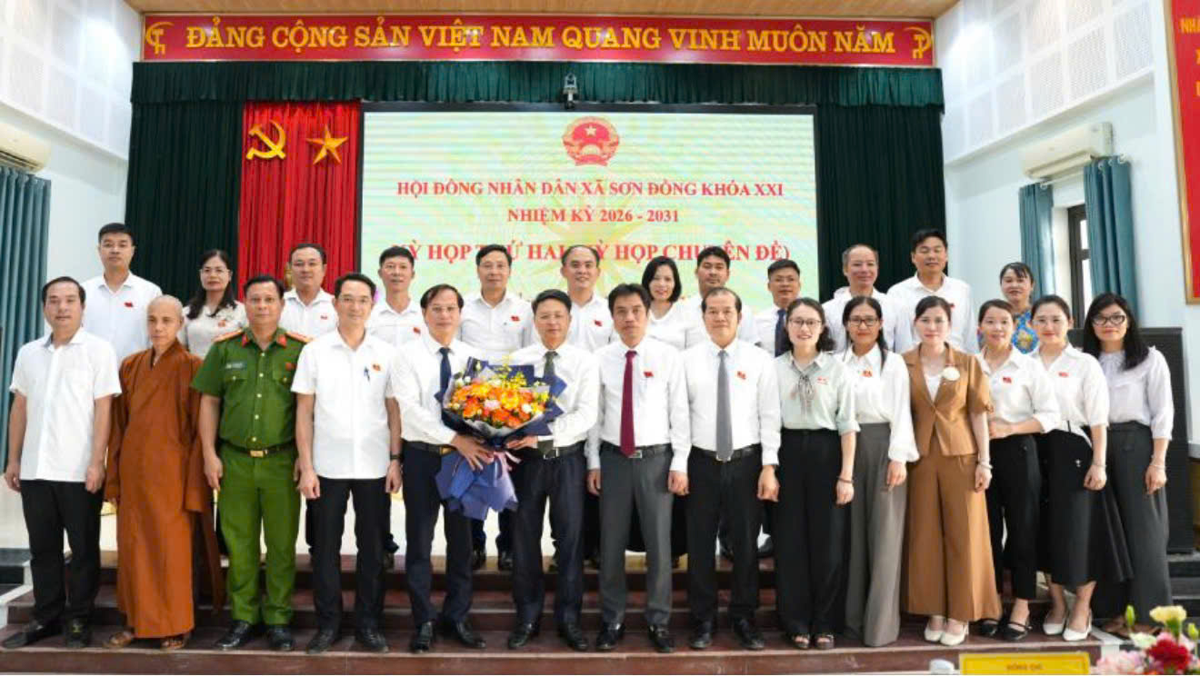 HĐND xã Sơn Đồng kiện toàn chức danh Chủ tịch HĐND, quyết nghị nhiều nội dung quan trọng về đầu tư công và tổ chức bộ máy