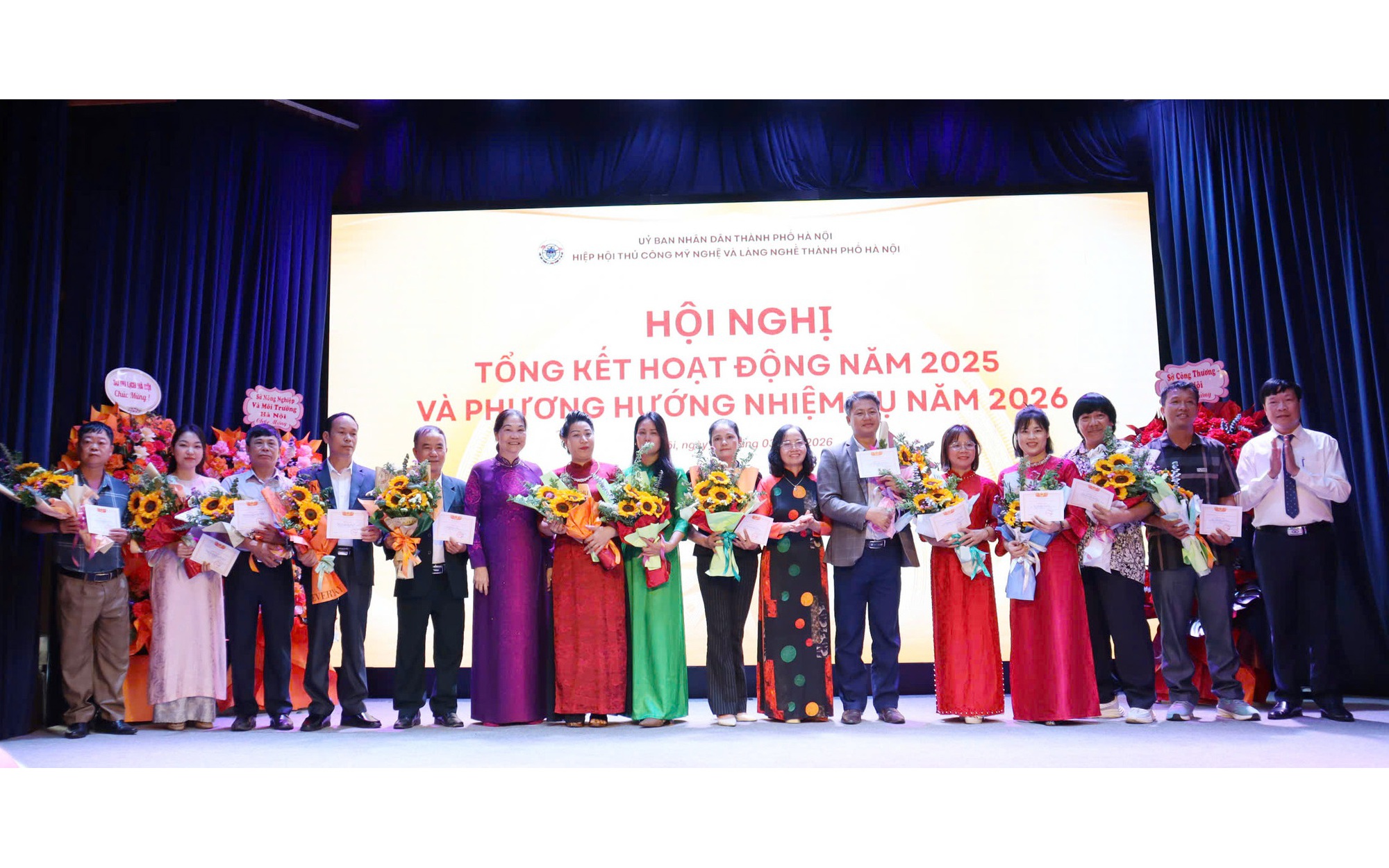 Hà Nội thúc đẩy phát triển làng nghề theo hướng hiện đại, nâng tầm giá trị thủ công mỹ nghệ truyền thống