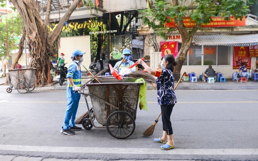 Hà Nội tăng cường bảo đảm vệ sinh môi trường phục vụ dịp nghỉ lễ 30-4 và 1-5