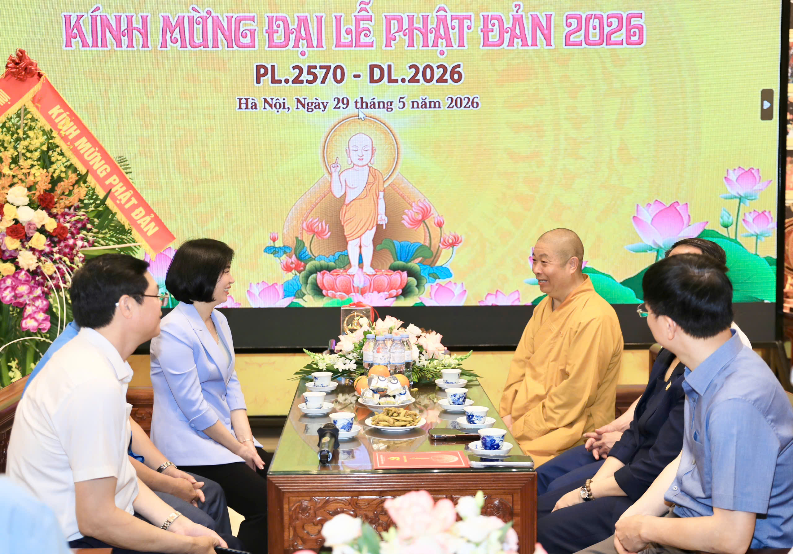 Chủ tịch HĐND thành phố thăm, chúc mừng Ban Văn hóa Trung ương Giáo hội Phật giáo Việt Nam nhân Đại lễ Phật đản 2026