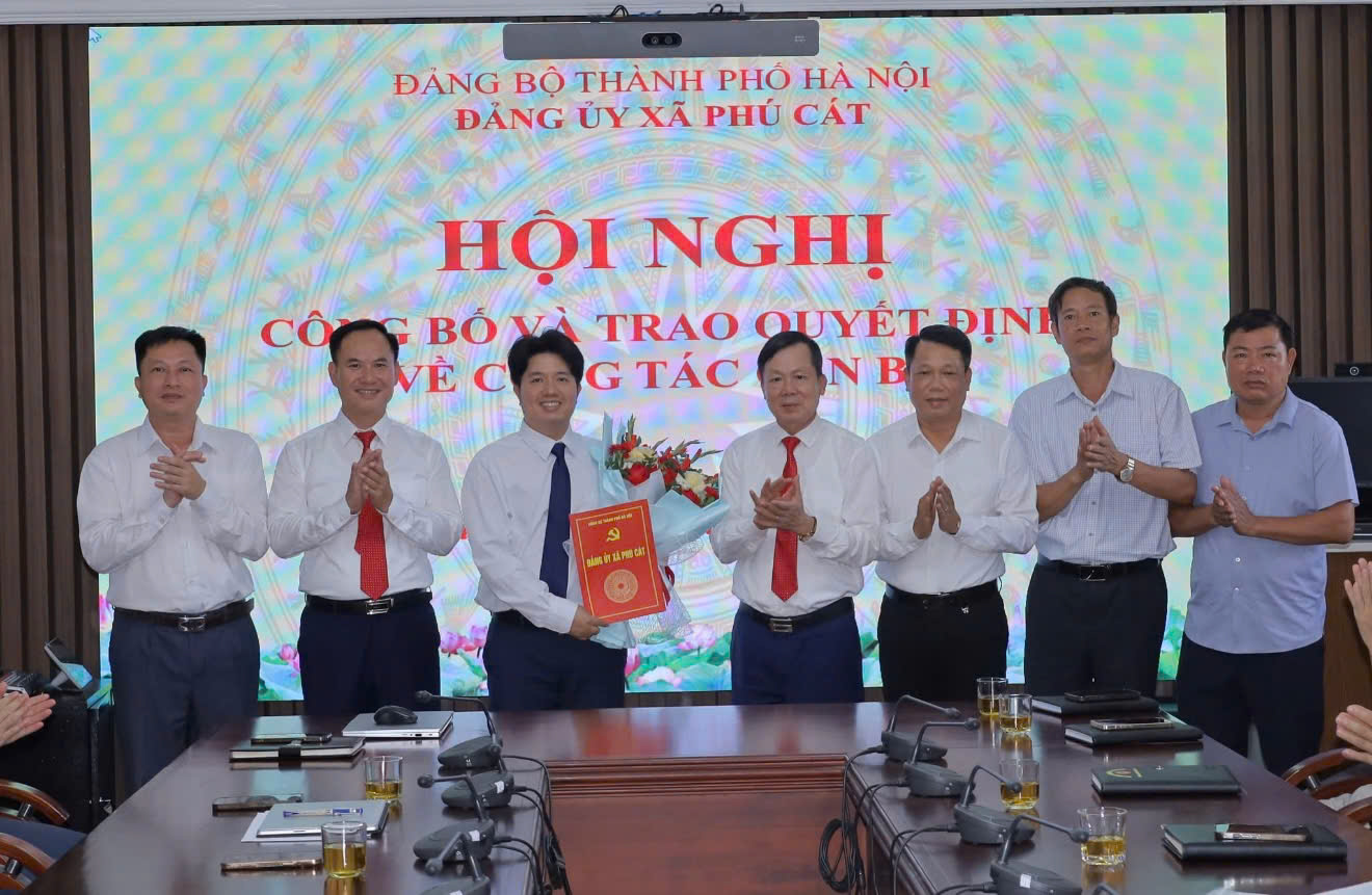 Xã Phú Cát kiện toàn nhân sự lãnh đạo, tăng cường sức mạnh Đảng bộ trong giai đoạn mới