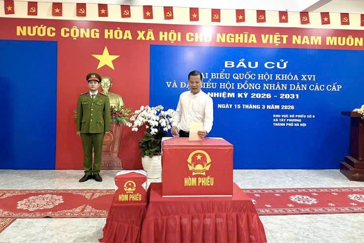 Xã Tây Phương đạt hơn 66% cử tri tham gia bỏ phiếu trước 10 giờ 30 ngày 15-3