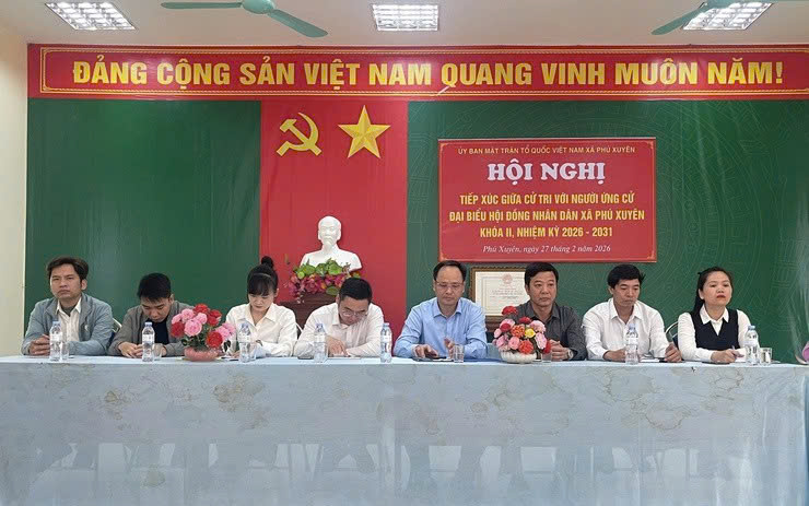 Ứng cử viên HĐND xã Phú Xuyên trình bày chương trình hành động trước cử tri đơn vị bầu cử số 2