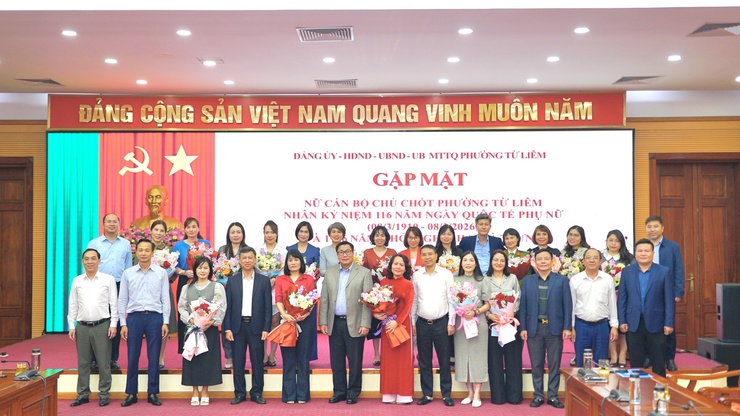 Phường Từ Liêm gặp mặt nữ cán bộ chủ chốt nhân kỷ niệm Ngày Quốc tế Phụ nữ 8-3