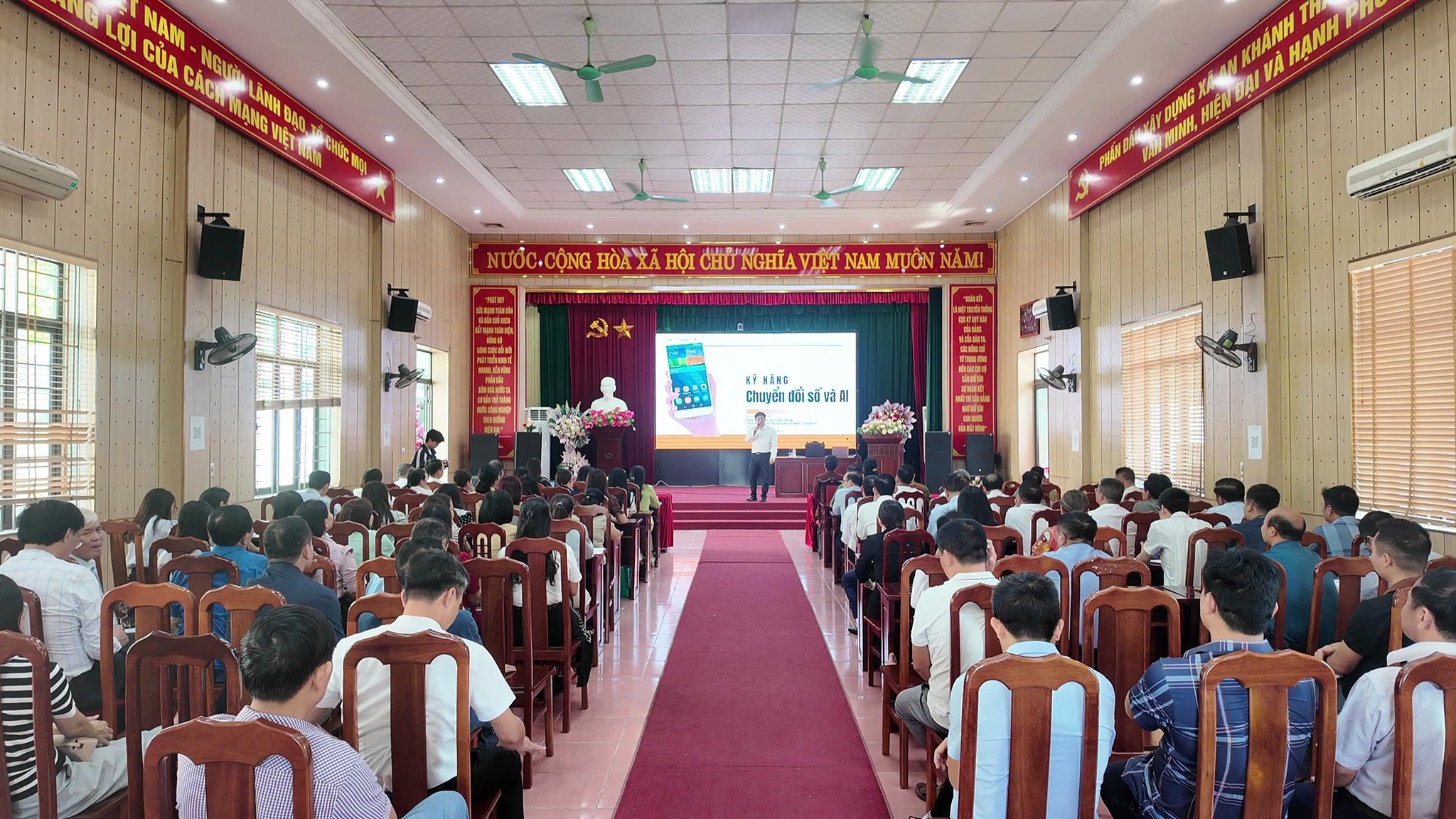 Xã An Khánh nâng cao năng lực dân vận, thích ứng chuyển đổi số từ cơ sở