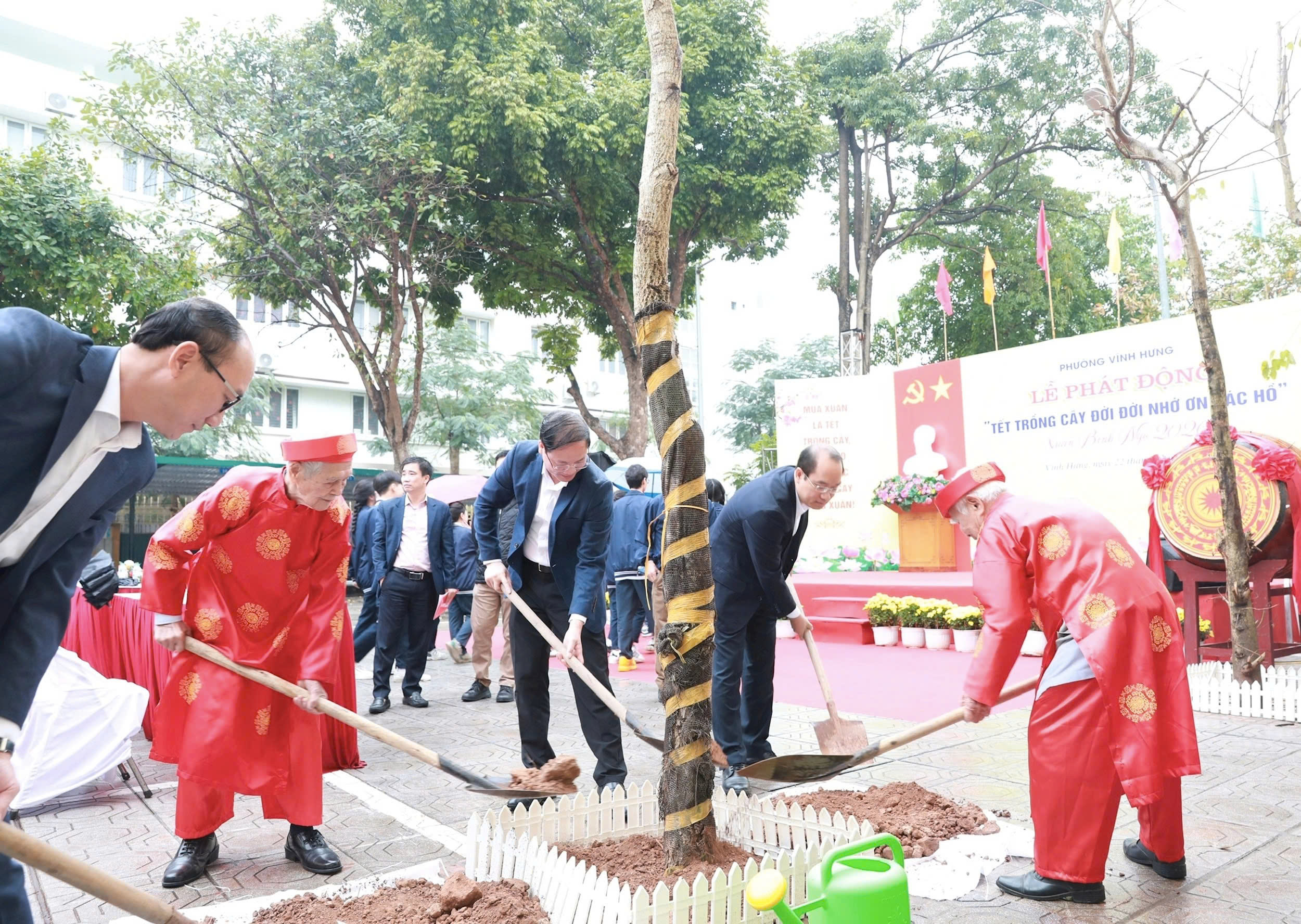 Phường Vĩnh Hưng phát động “Tết trồng cây đời đời nhớ ơn Bác Hồ” Xuân Bính Ngọ 2026
