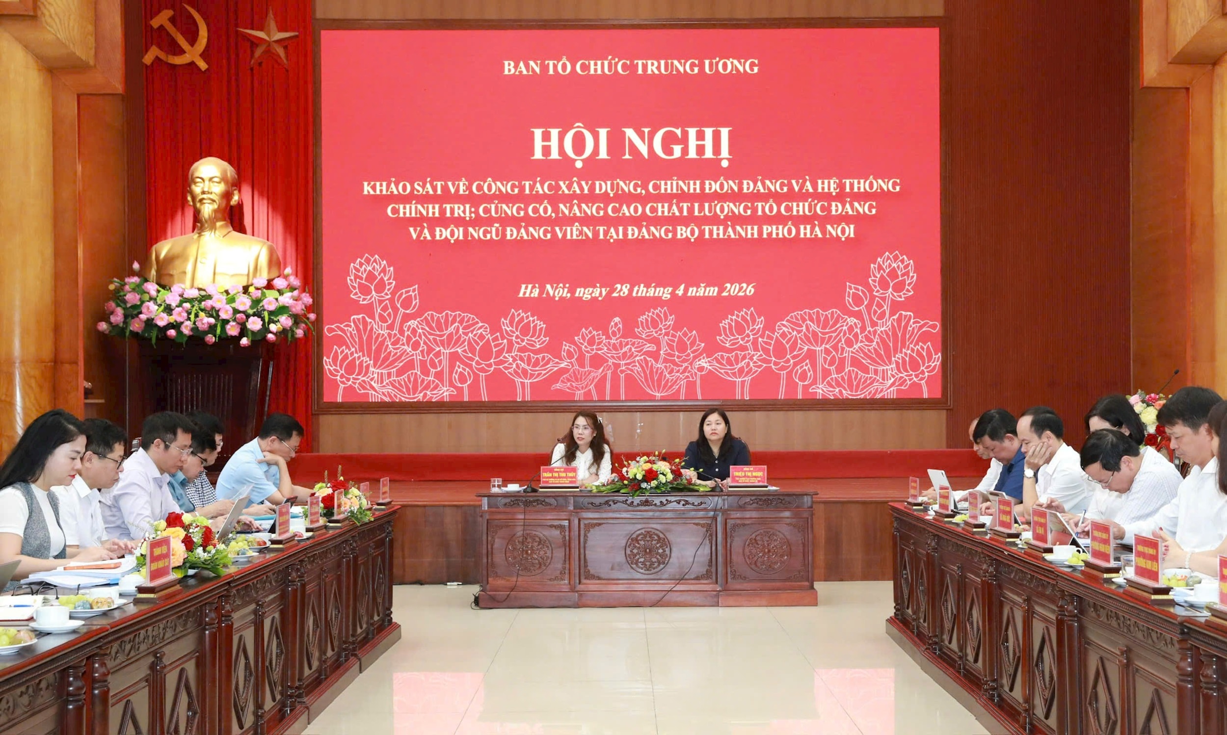 Ban Tổ chức Trung ương khảo sát công tác xây dựng, chỉnh đốn Đảng tại Hà Nội