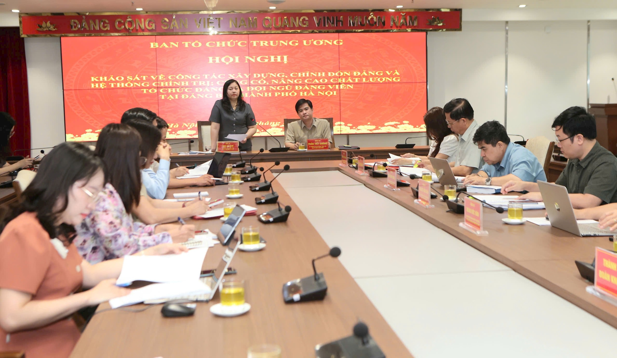 Hà Nội nâng cao chất lượng tổ chức Đảng gắn với chuyển đổi số