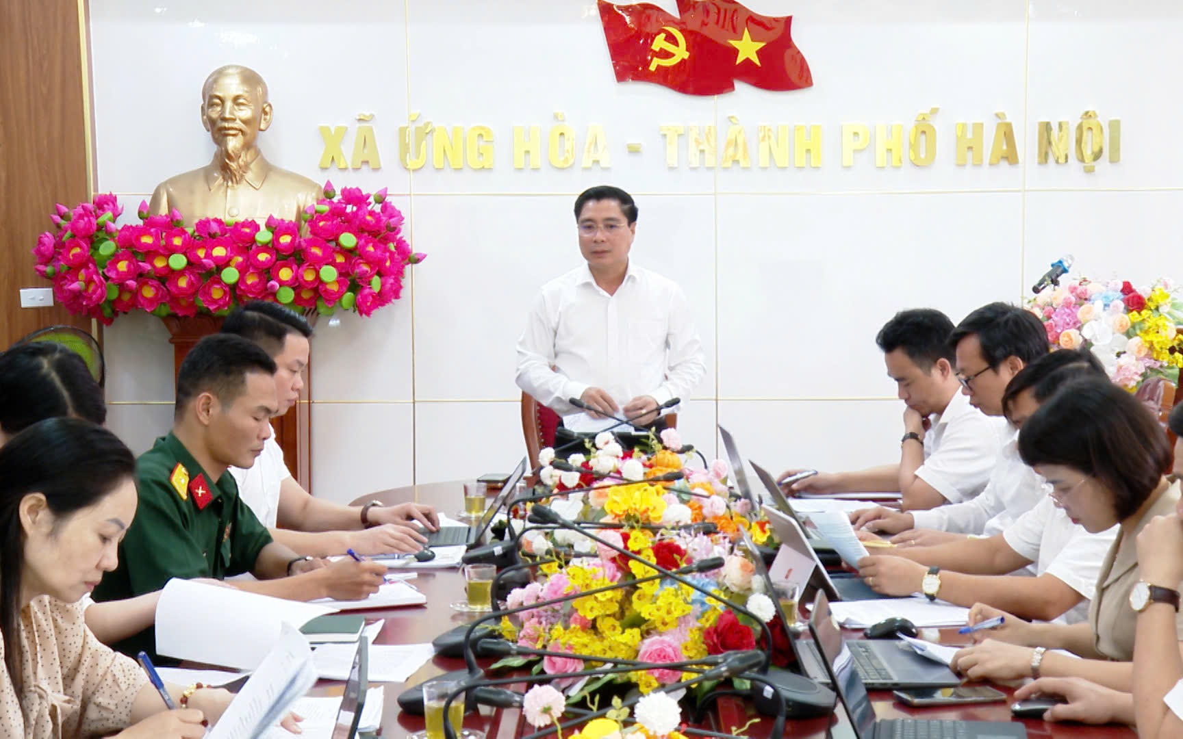 UBND xã Ứng Hòa triển khai nhiệm vụ tháng 5-2026: tập trung tháo gỡ điểm nghẽn giải phóng mặt bằng, tăng tốc chuyển đổi số và phát triển kinh tế - xã hội