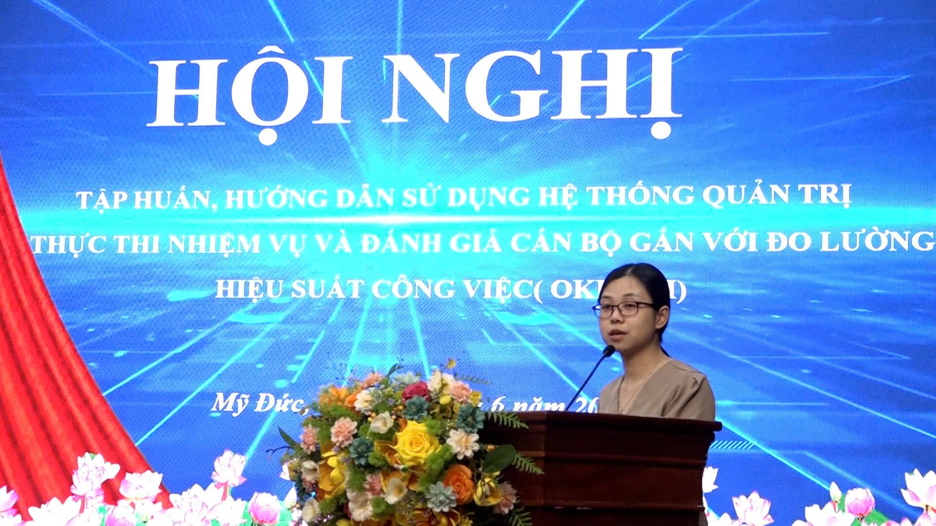 Xã Mỹ Đức đẩy mạnh ứng dụng Hanoi Work, nâng cao hiệu quả quản trị và đánh giá cán bộ trên môi trường số