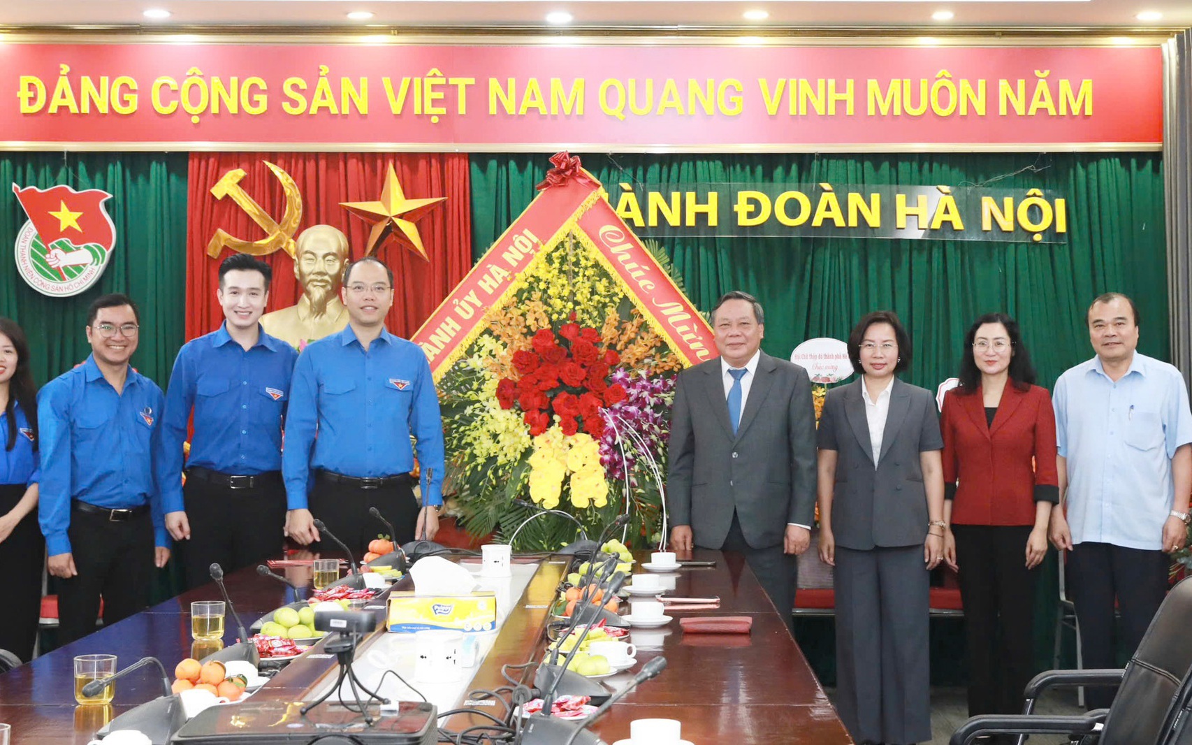 Lãnh đạo Thành phố chúc mừng Thành đoàn Hà Nội, kỳ vọng tuổi trẻ tiên phong trong kỷ nguyên phát triển mới