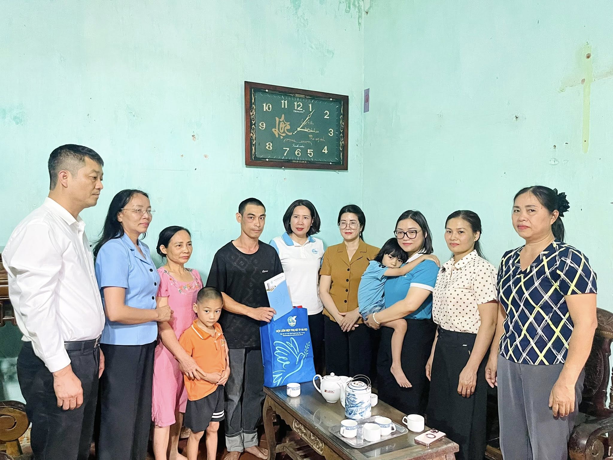 Lan tỏa yêu thương từ Chương trình “Mẹ đỡ đầu” dành cho trẻ em mồ côi