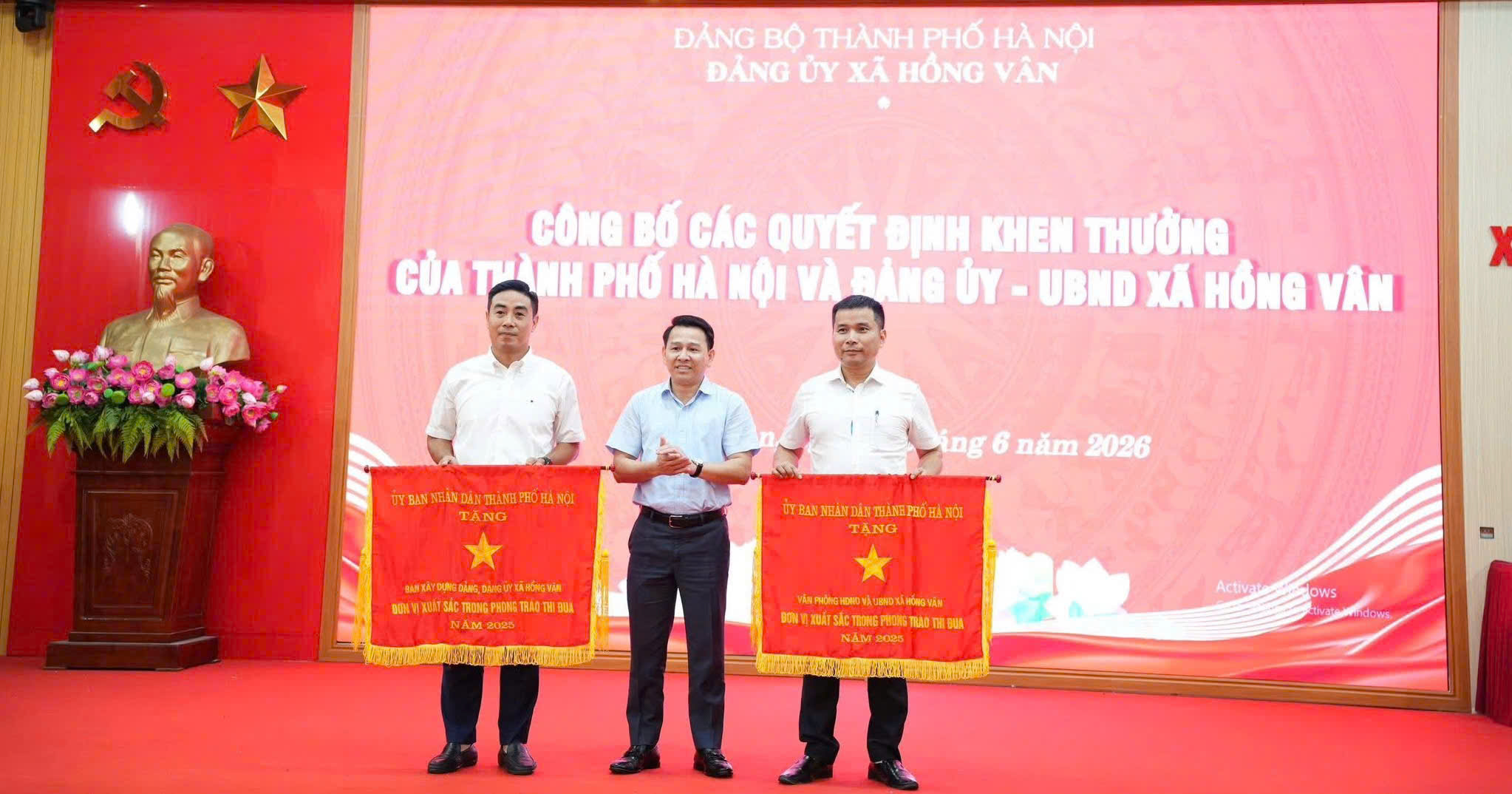 Xã Hồng Vân nhìn lại một năm vận hành mô hình chính quyền địa phương hai cấp, biểu dương các tập thể, cá nhân tiêu biểu