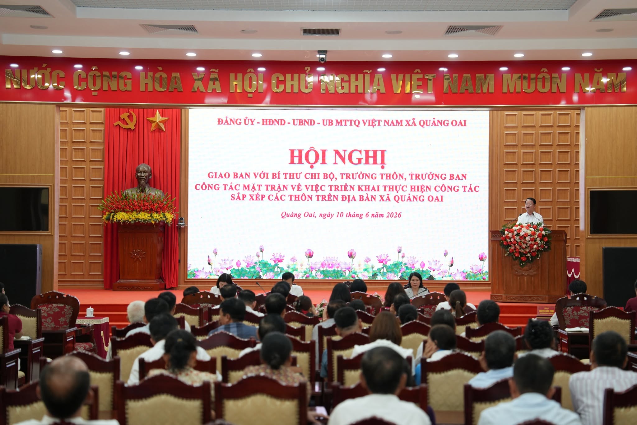 Xã Quảng Oai thống nhất triển khai phương án sắp xếp thôn, nâng cao hiệu quả hoạt động ở cơ sở