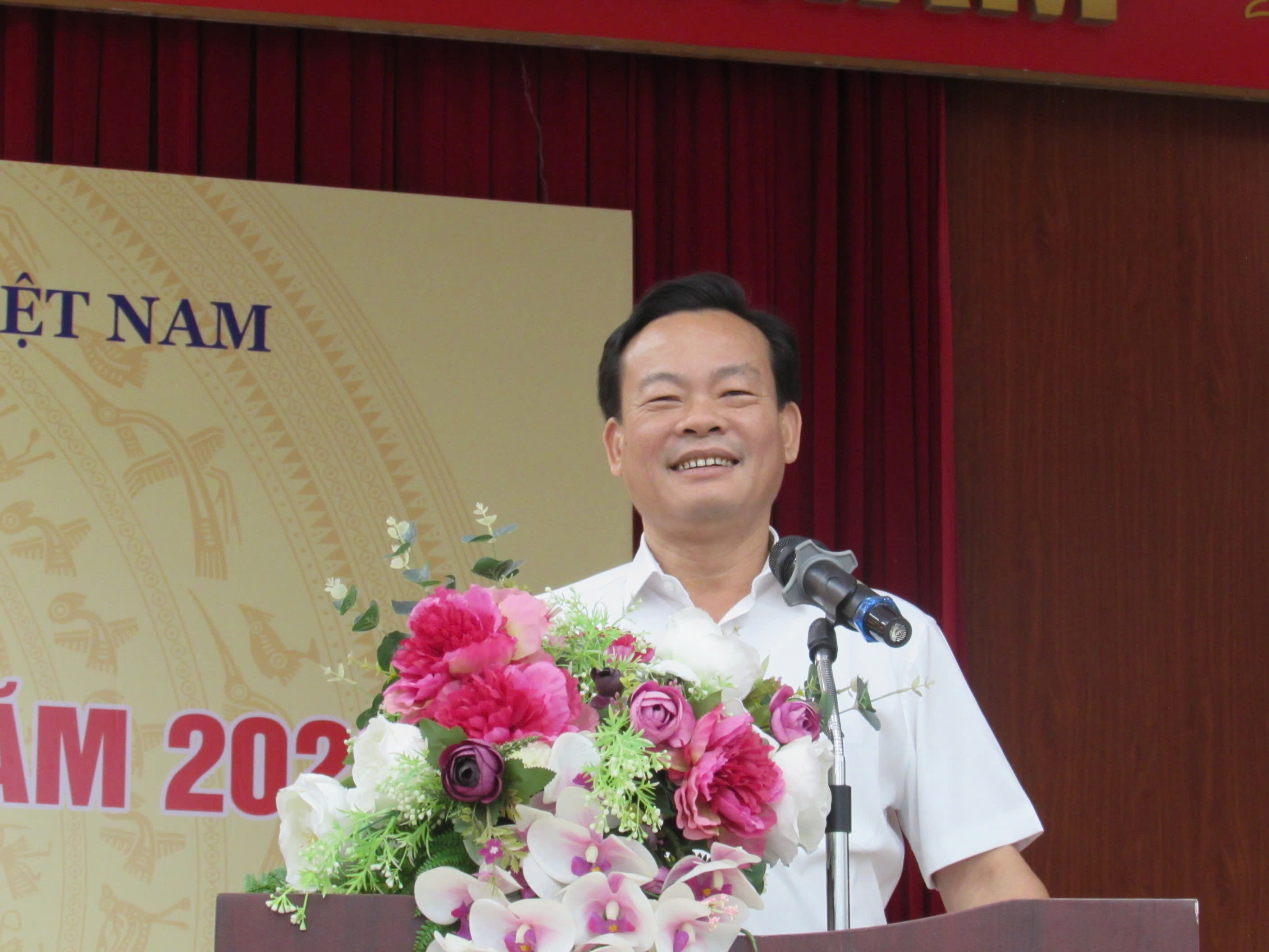 Phường Hồng Hà giao ban cán bộ cơ sở, quyết tâm hoàn thành các nhiệm vụ trọng tâm năm 2026