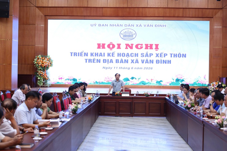 Xã Vân Đình tập trung hoàn thiện phương án tổ chức lại thôn, lấy ý kiến cử tri rộng rãi
