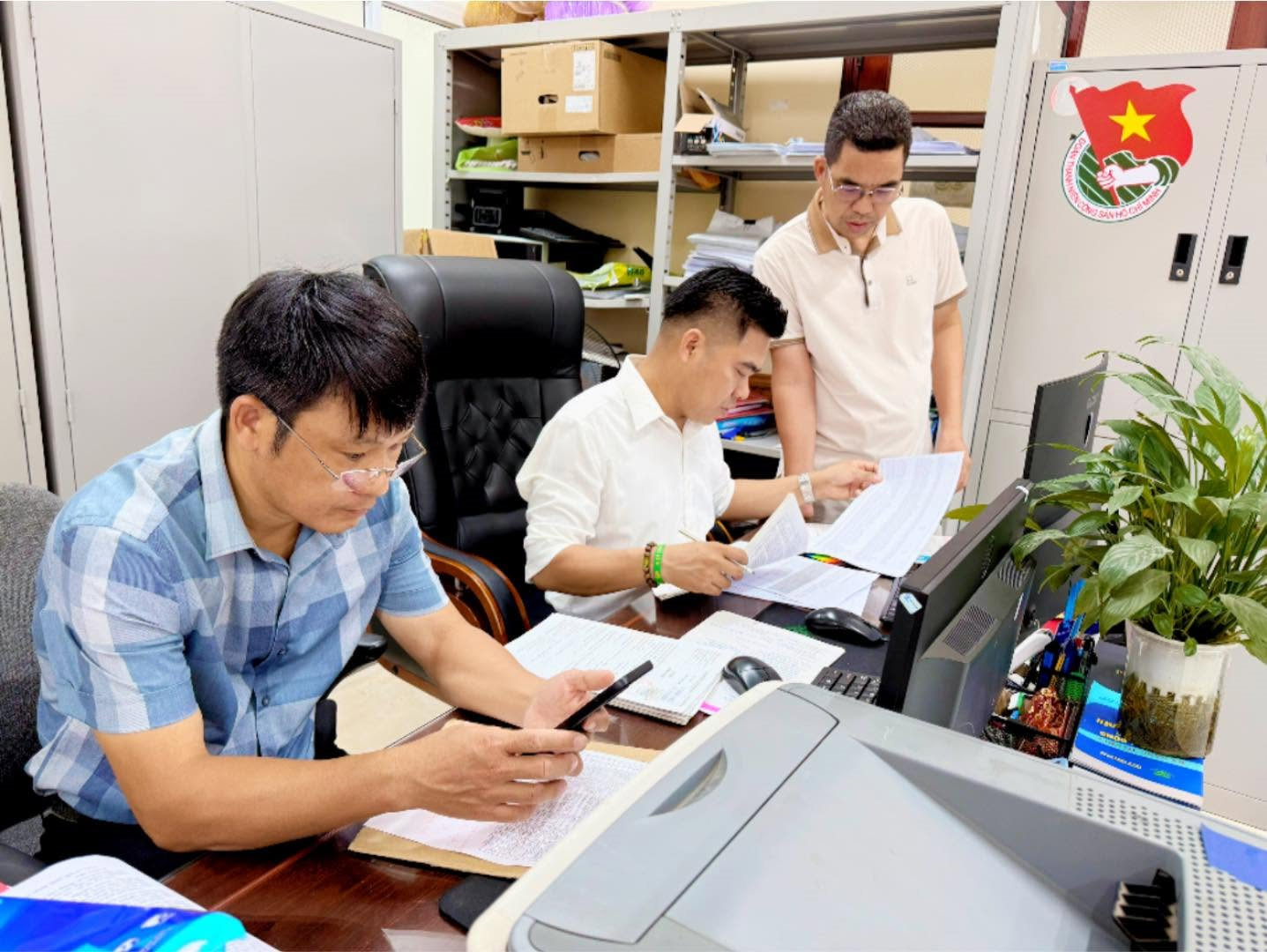 Xã Quang Minh hoàn thành số hóa 100% hồ sơ đảng viên trên Cơ sở dữ liệu đảng viên 4.0