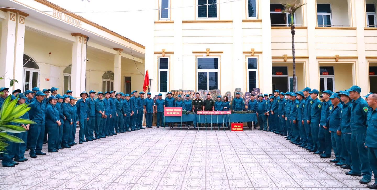 Xã Quang Minh khai mạc huấn luyện dân quân cơ động, dân quân tại chỗ năm 2026