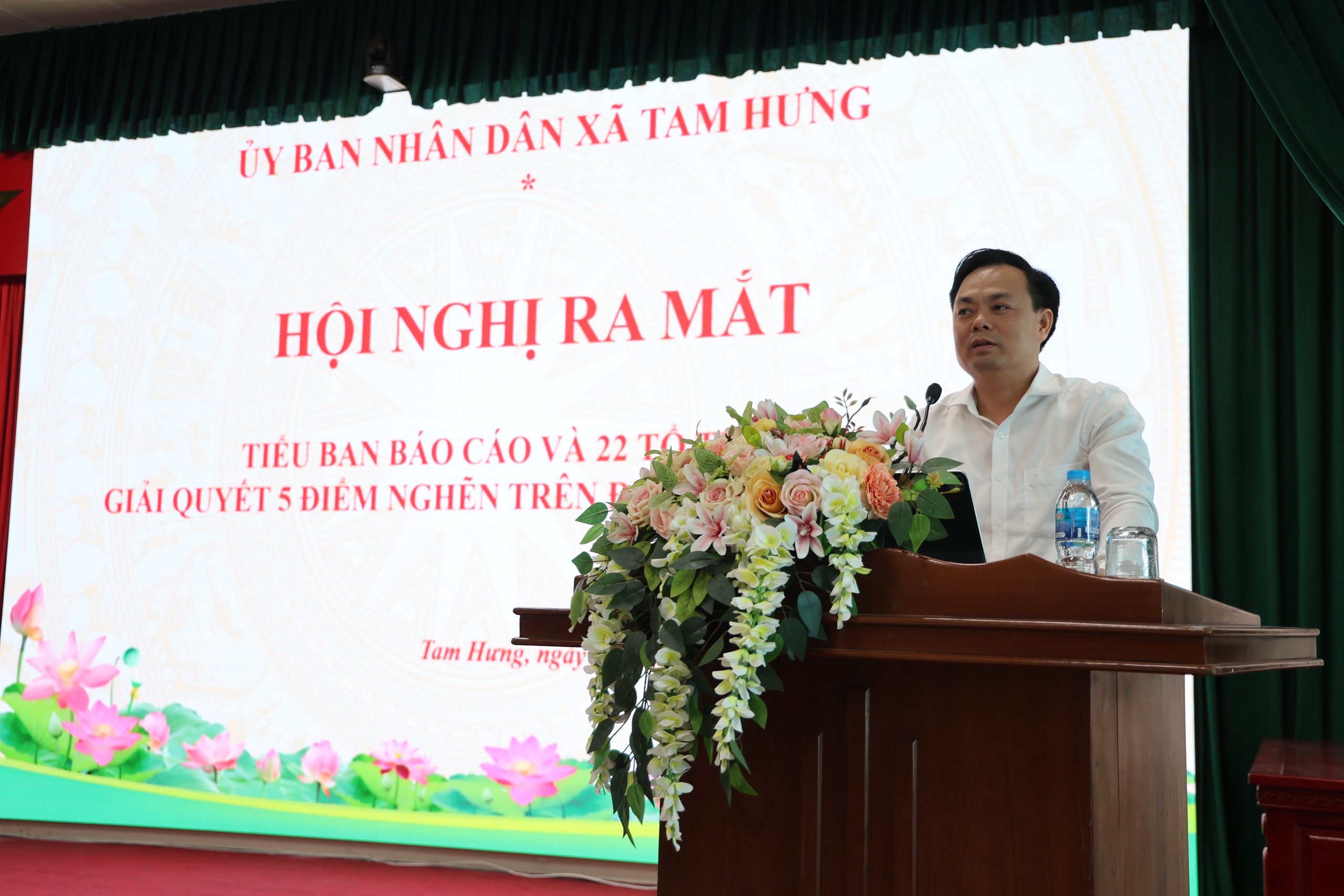 Xã Tam Hưng sơ kết 6 tháng thực hiện nhiệm vụ tháo gỡ “5 điểm nghẽn”, quyết tâm xây dựng địa bàn văn minh, kỷ cương
