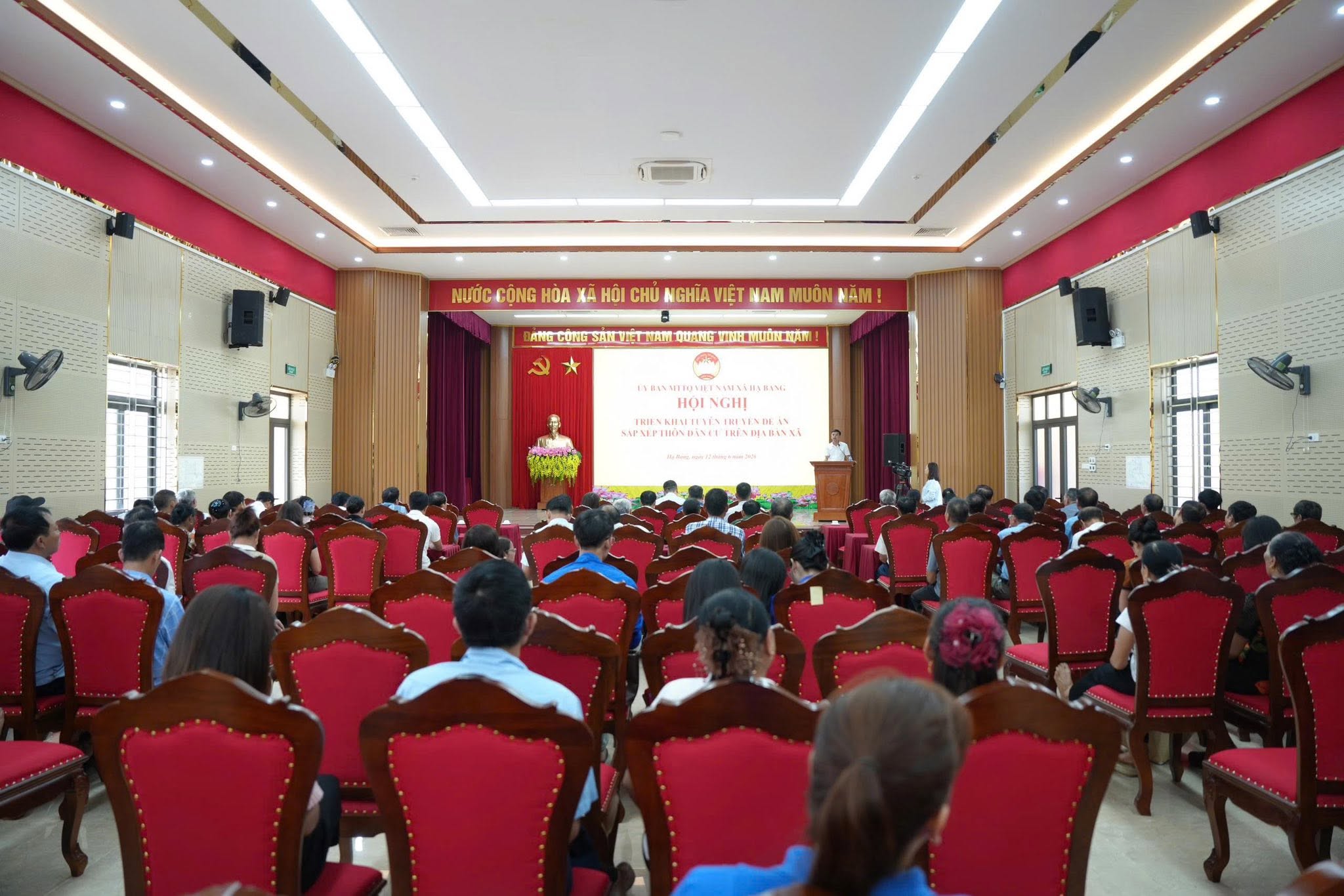 Tuyên truyền Đề án sắp xếp thôn và quán triệt các nghị quyết Đại hội của MTTQ, Hội Nông dân