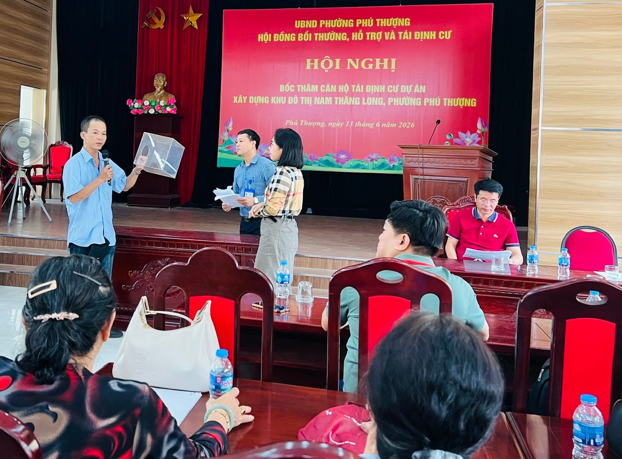 Phường Phú Thượng hoàn thành bốc thăm tái định cư cho các hộ dân thuộc Dự án Khu đô thị Nam Thăng Long