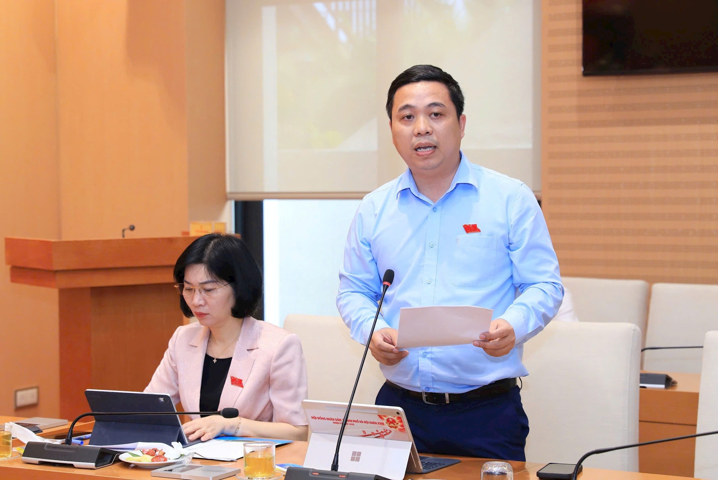 Đại biểu HĐND thành phố góp ý hoàn thiện cơ chế chuyển đổi số, vùng phát thải thấp và quản lý quy hoạch đô thị