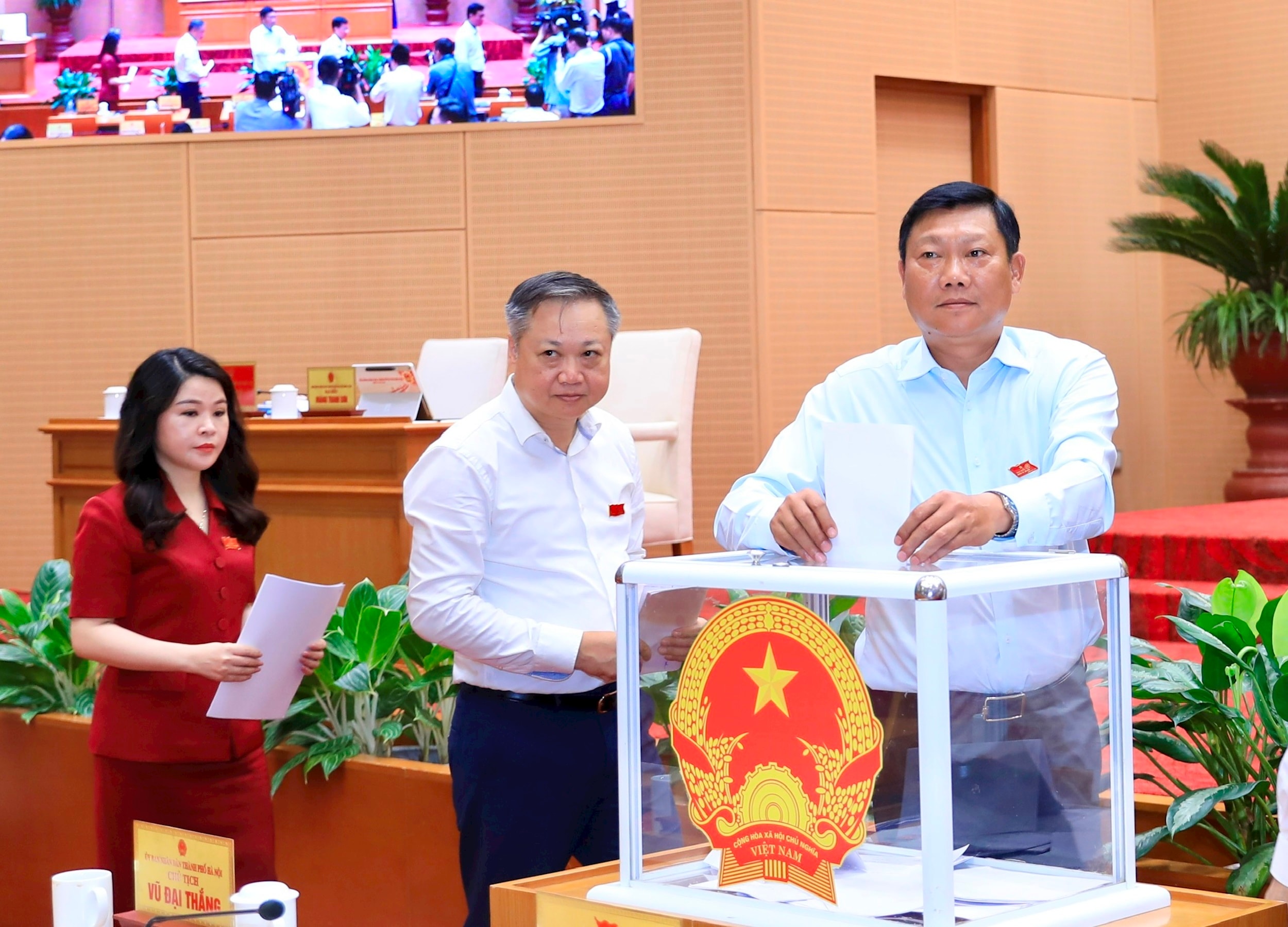 Hà Nội thông qua Đề án Vùng phát thải thấp trong Vành đai 1, thí điểm từ ngày 01-7-2026