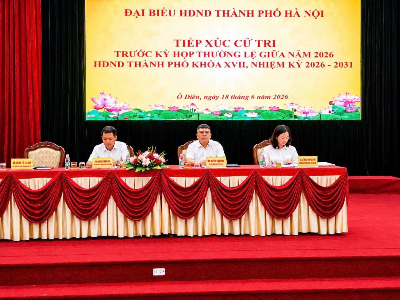 Cử tri kiến nghị Thành phố tháo gỡ các vướng mắc đảm bảo tiến độ giải ngân, công tác giải phóng mặt bằng và tái định cư các dự án trọng điểm