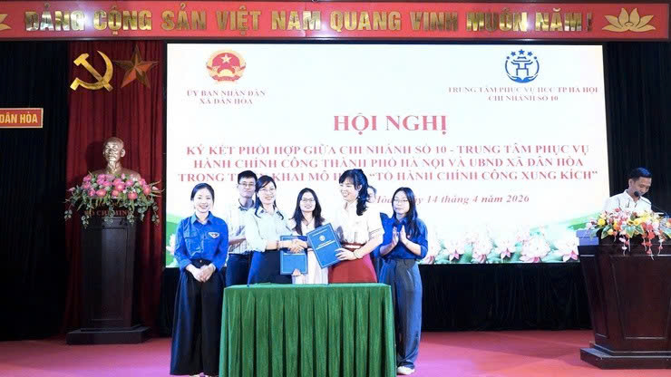 Xã Dân Hòa ra mắt mô hình “Tổ hành chính công xung kích”, đưa dịch vụ công đến gần người dân