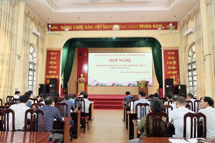 Xã Quảng Bị siết chặt công tác thu gom rác thải, yêu cầu khắc phục ngay tình trạng thu gom chưa đồng bộ