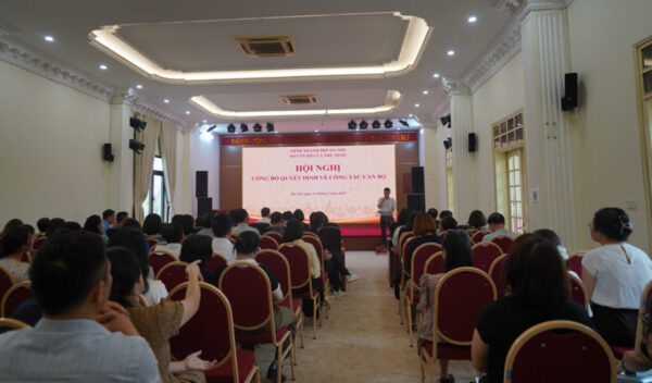 Sở Văn hóa và Thể thao Hà Nội công bố quyết định bổ nhiệm đồng chí Hoàng Mạnh Tuấn giữ chức Chánh Văn phòng Sở