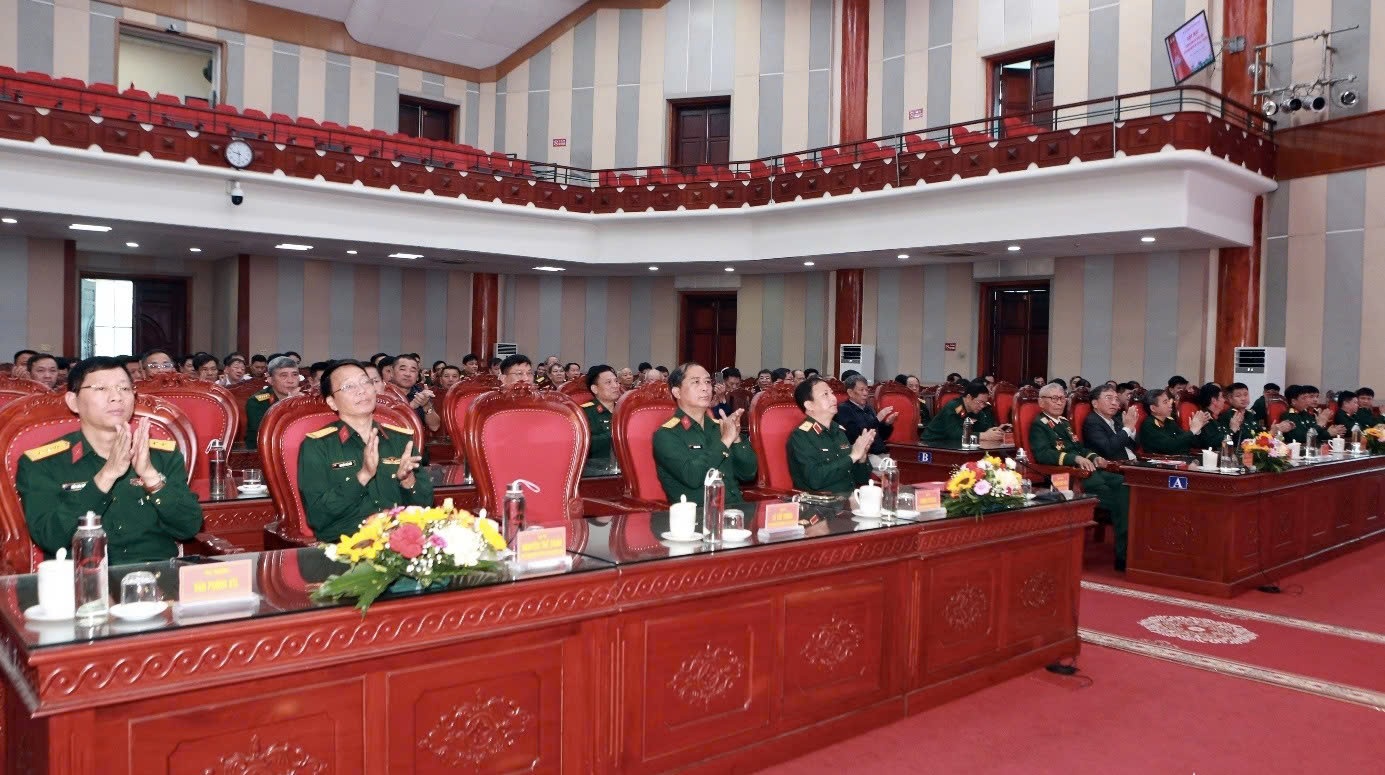 Ngành Quân huấn Bộ Tư lệnh Thủ đô Hà Nội phát huy truyền thống 80 năm, nâng cao chất lượng huấn luyện đáp ứng yêu cầu nhiệm vụ mới