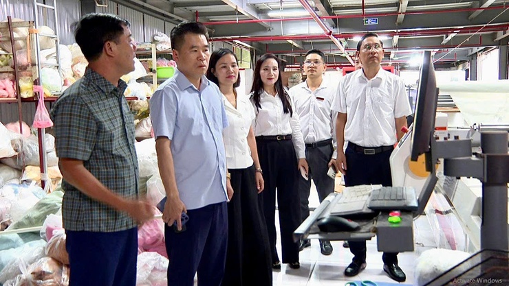 Xã Hát Môn đồng hành tháo gỡ khó khăn, tạo động lực cho các cơ sở sản xuất phát triển bền vững