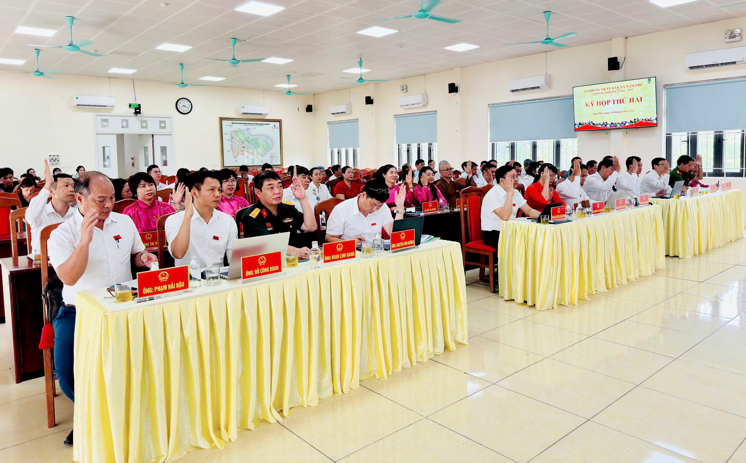 HĐND xã Nam Phù thông qua nhiều nghị quyết quan trọng, tạo động lực phát triển giai đoạn mới