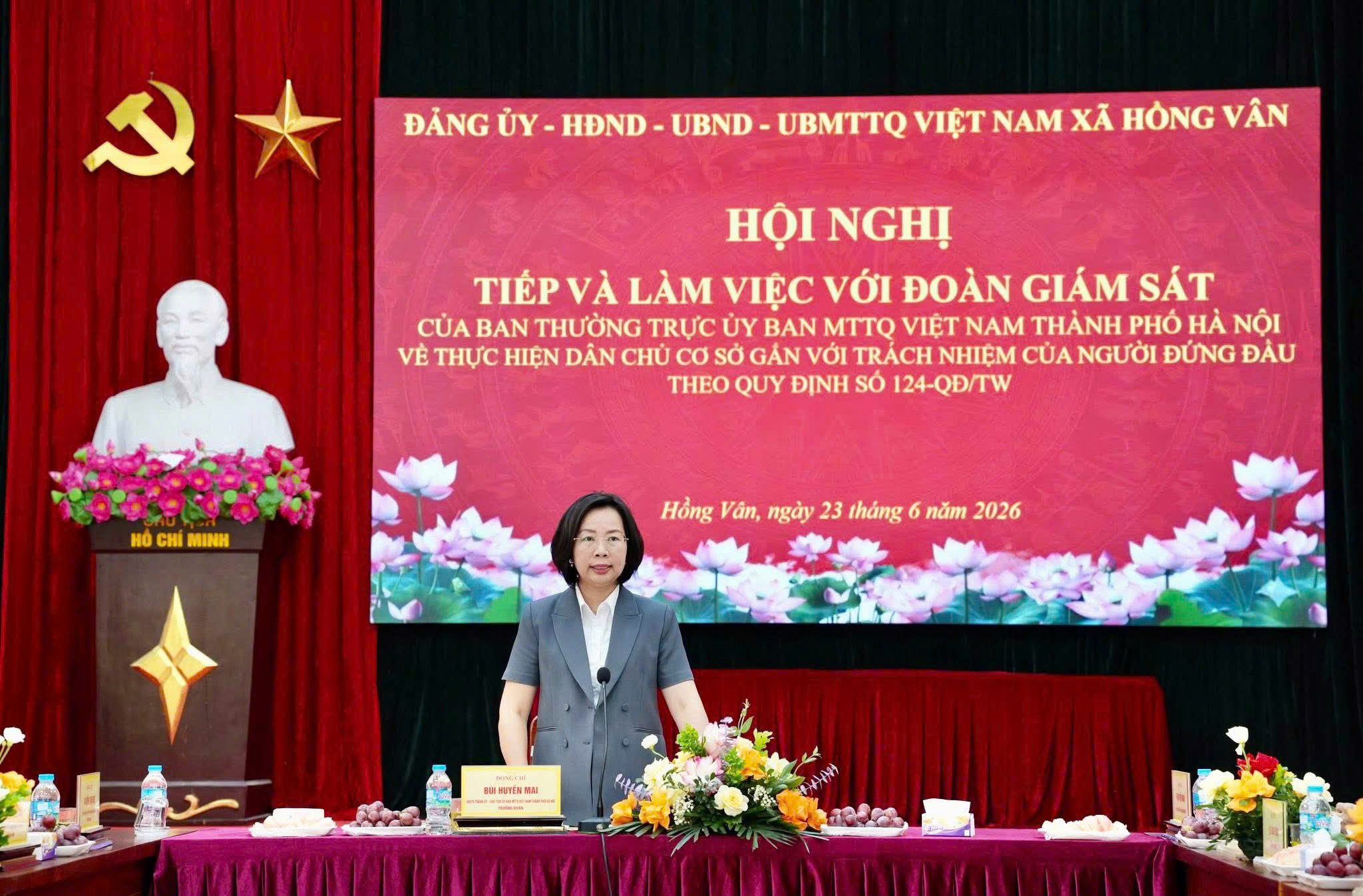 Ủy ban MTTQ Việt Nam thành phố Hà Nội giám sát việc thực hiện dân chủ ở cơ sở tại xã Hồng Vân