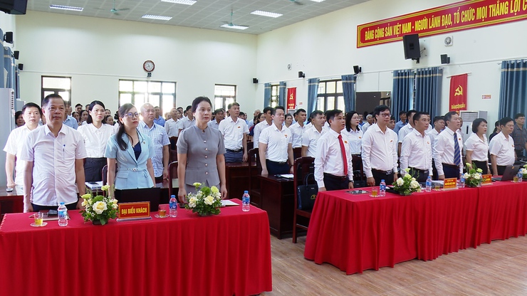 HĐND xã Ứng Hòa khai mạc kỳ họp giữa năm, quyết nghị nhiều nhiệm vụ trọng tâm phát triển địa phương