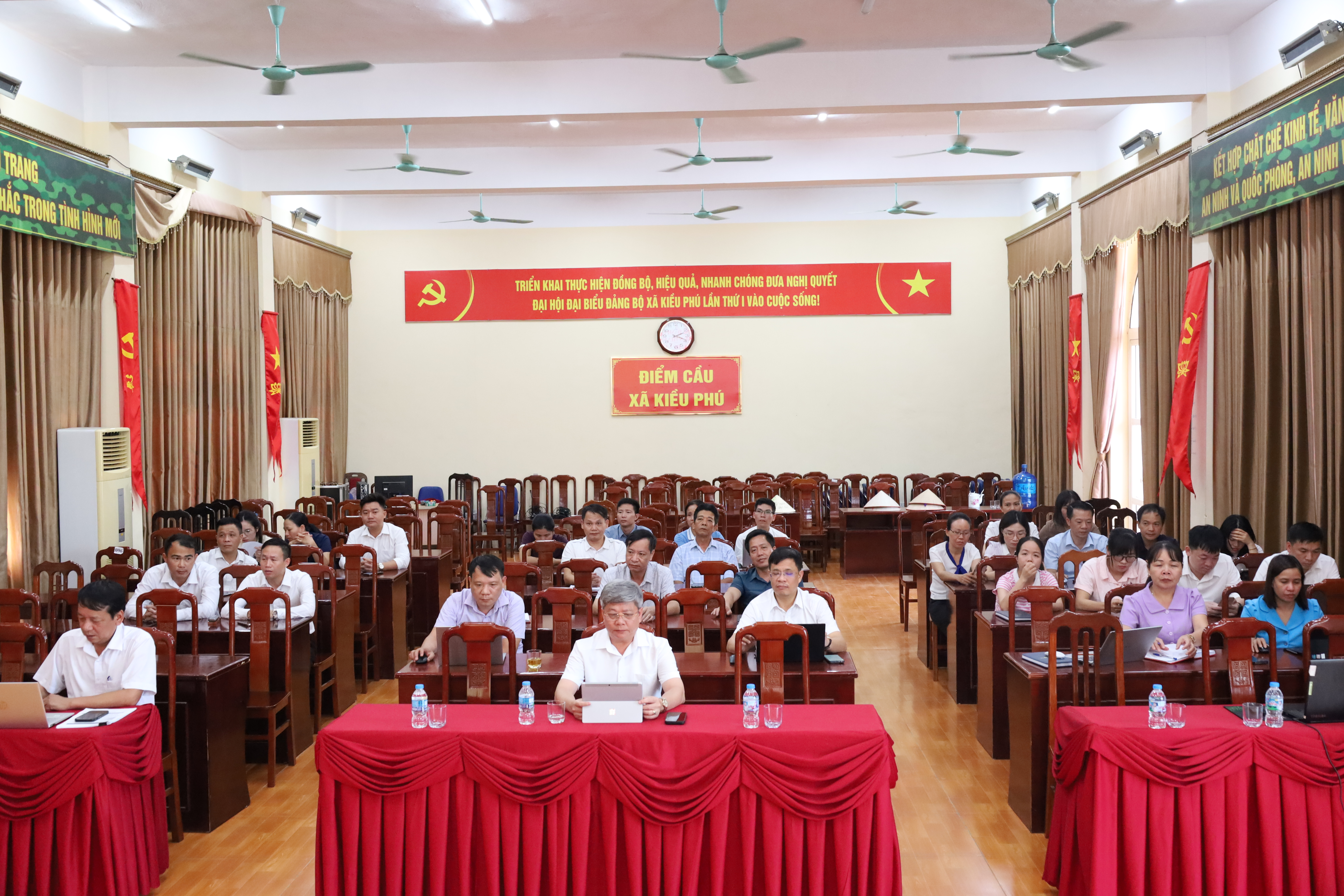Đảng ủy xã Kiều Phú đẩy mạnh quản trị số, ứng dụng HanoiWork trong đánh giá cán bộ theo OKR và KPI