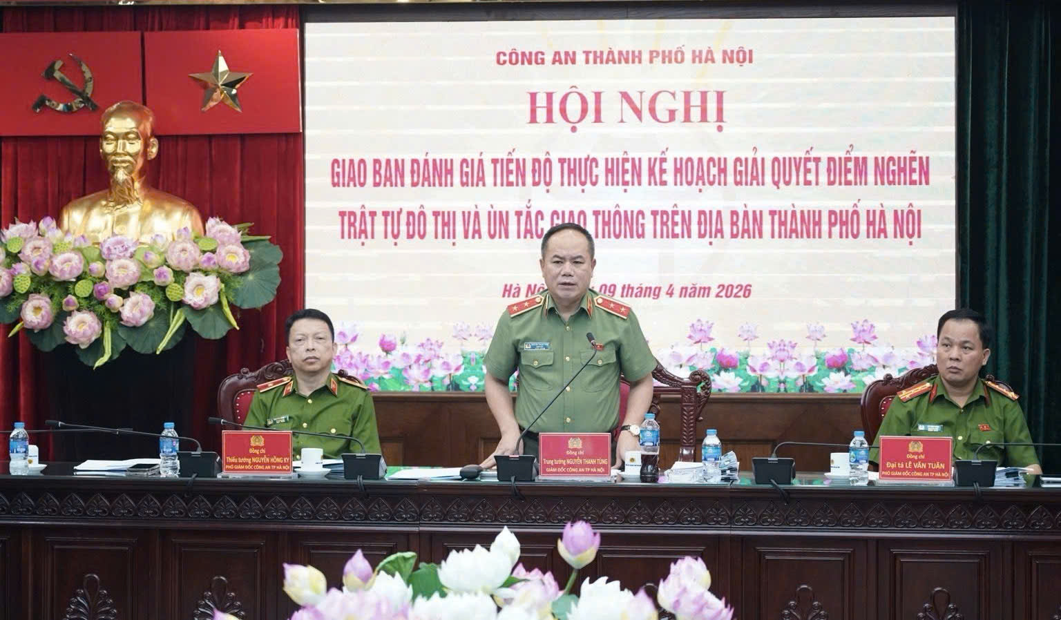 CATP Hà Nội quyết xử lý dứt điểm các điểm nghẽn trật tự đô thị và ùn tắc giao thông