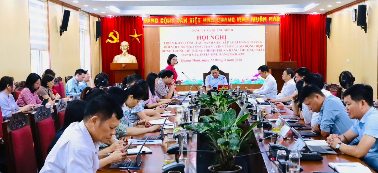 Đảng ủy xã Quang Minh đẩy mạnh đánh giá cán bộ bằng OKR/KPI, tăng tốc xây dựng môi trường làm việc số