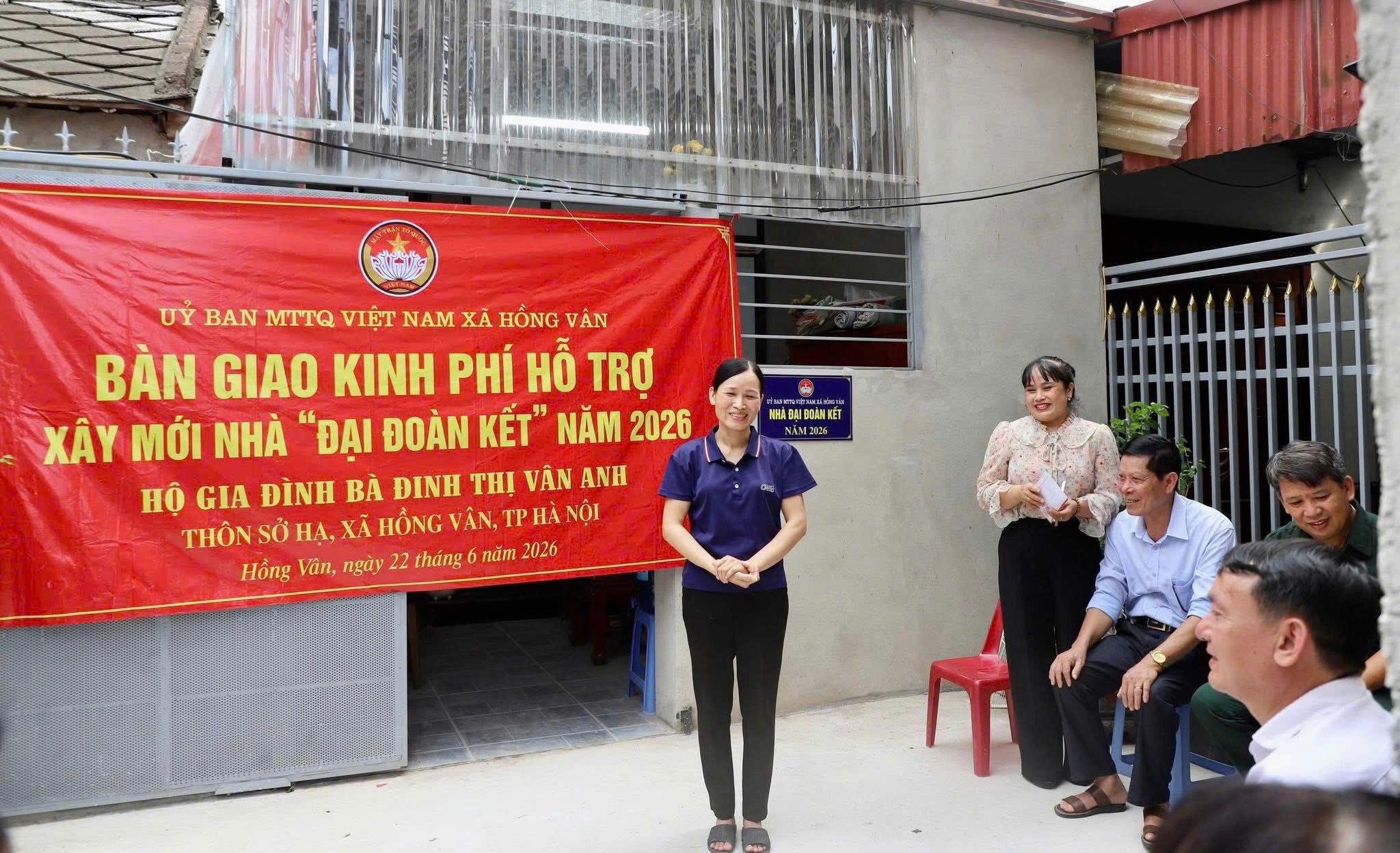Xã Hồng Vân trao hỗ trợ xây dựng nhà Đại đoàn kết, tiếp thêm động lực cho hộ khó khăn ổn định cuộc sống